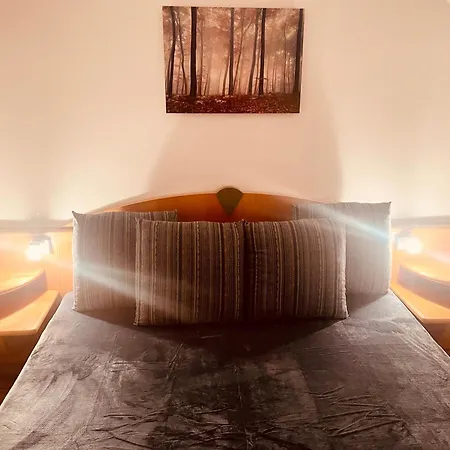 Mit Grossem Balkon Lägenhet *