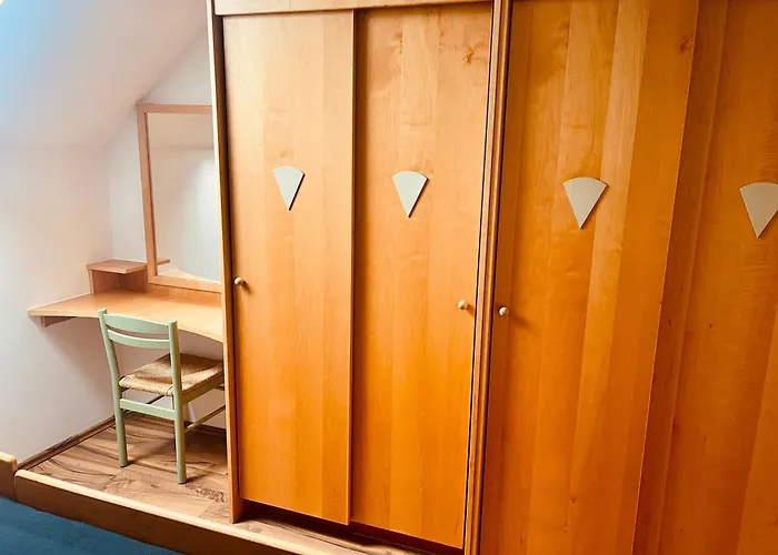 아파트 Mit Grossem Balkon